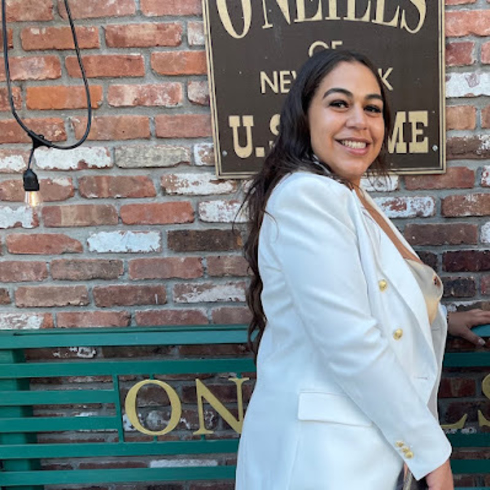 Meet your Posher, Sarina